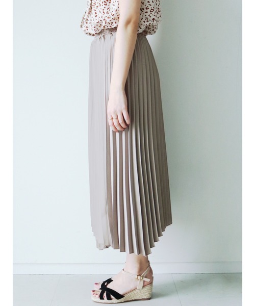 Te chichi（テチチ）の「◎サテンラッププリーツスカート（スカート・レディース・グレー/カーキ/モカ・ﾌﾘ-）」の6枚目の写真