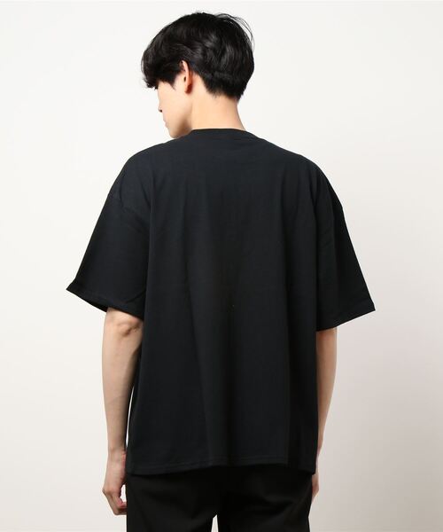 SPINNS(スピンズ)の「【ビッグサイズ】宇宙モチーフロゴTシャツ(Tシャツ/カットソー・メンズ・ホワイト/ブラック/ブルー・ONESIZE)」の8枚目の写真