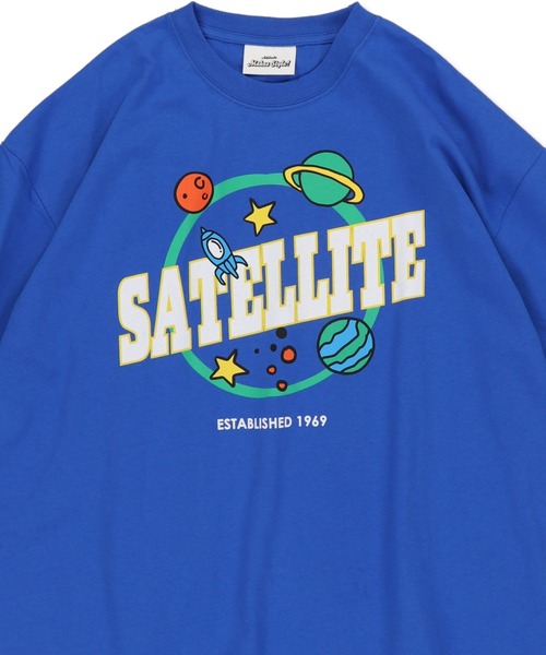 SPINNS(スピンズ)の「【ビッグサイズ】宇宙モチーフロゴTシャツ(Tシャツ/カットソー・メンズ・ホワイト/ブラック/ブルー・ONESIZE)」の15枚目の写真