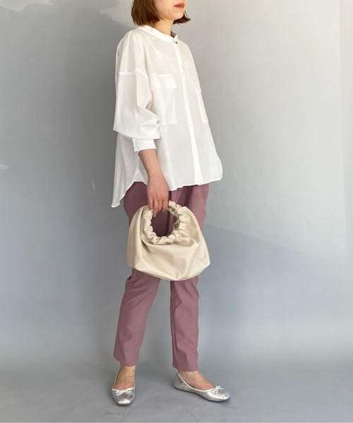 BE NEAT（ビーニート）の「Wフラップポケットシャツ（シャツ/ブラウス・レディース・ホワイト/ブラック・M）」の4枚目の写真