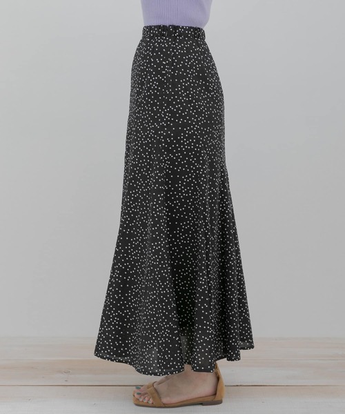 URBAN RESEARCH Sonny Label（アーバンリサーチサニーレーベル）の「ドットロングスカート（スカート・レディース・ブラック/オフホワイト・FREE）」の12枚目の写真