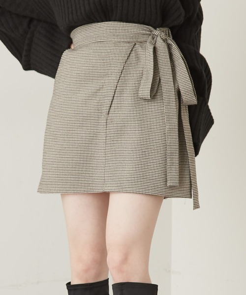 Chico（チコ）の「【SET UP対応】ウエストサイドリボンミニスカート（スカート・レディース・アイボリー/グレー系その他/ブラウン系その他/ブラック/グレー/チェック/ブラウン・FREE）」の7枚目の写真