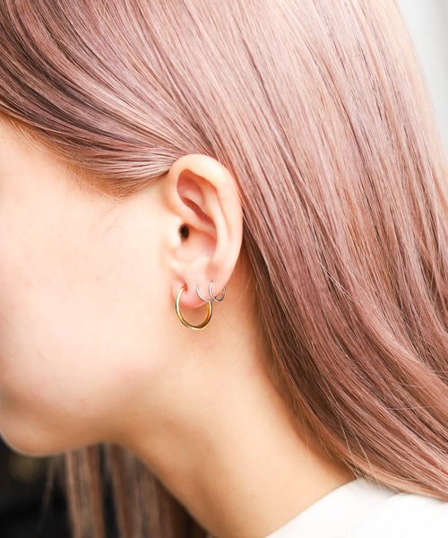sunny branch（サニーブランチ）の「ブラス/17㎜フープイヤリング（イヤリング・レディース・ブラック/スミクロ/シルバー/ゴールド・FREE）」の2枚目の写真