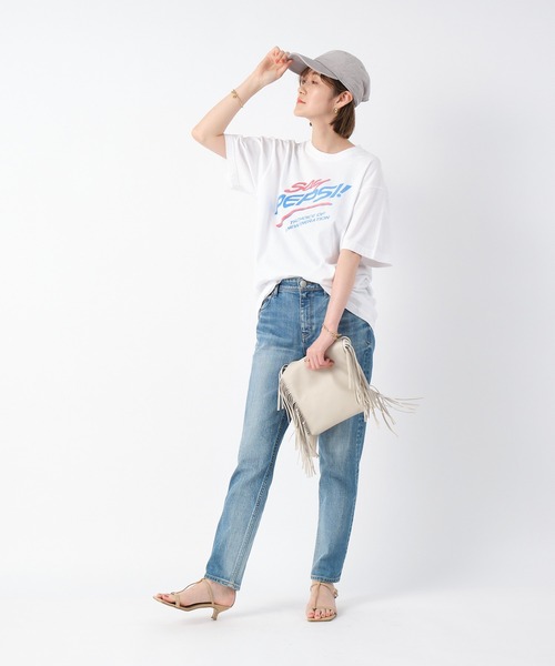 RIVE DROITE(リヴドロワ)の「大人カジュアルコーデにおすすめ コーデュロイキャップ(キャップ・レディース・グレー/キャメル・FREE)」の6枚目の写真