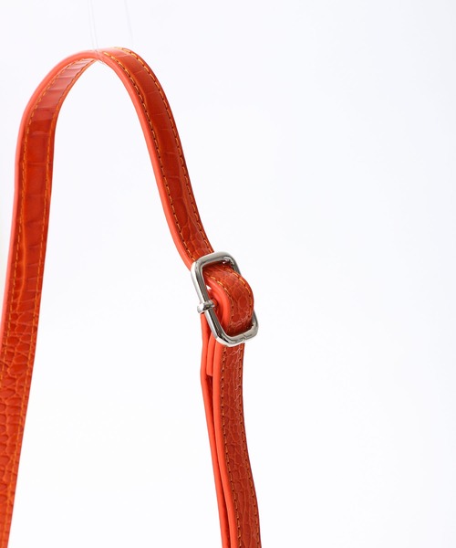 X-girl(エックスガール)の「FAUX CROC 2WAY MINI BAG(ショルダーバッグ・レディース・オレンジ/ブルー/ブラック/ピンク/ネイビー・ONE SIZE)」の22枚目の写真