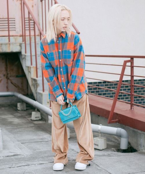 X-girl(エックスガール)の「FAUX CROC 2WAY MINI BAG(ショルダーバッグ・レディース・オレンジ/ブルー/ブラック/ピンク/ネイビー・ONE SIZE)」の16枚目の写真