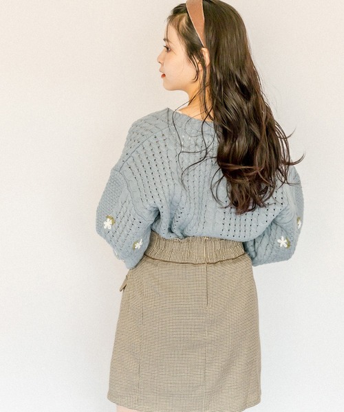 OLIVE des OLIVE（オリーブデオリーブ）の「お花刺繍カーディガン（カーディガン/ボレロ・レディース・ブラック/ブルー/ミント/オフホワイト・FREE）」の19枚目の写真