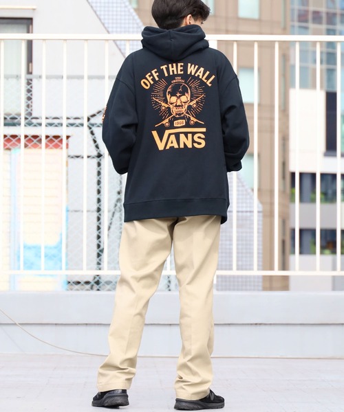 VANS（バンズ）の「VANS/バンズ  M VANS SK8 SKULL HOODIE パーカー 袖プリント バックプリント フーディー パイル（パーカー・メンズ・ブラック/ヘザーグレー/ベージュ・XL/M/L）」の11枚目の写真