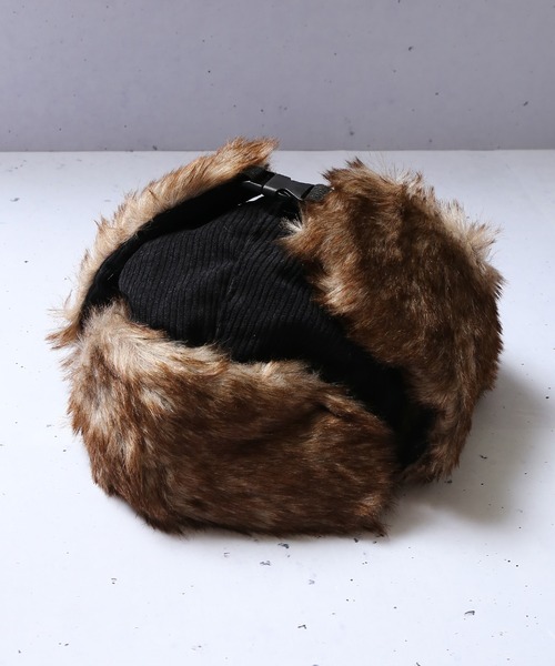 SPINNS(スピンズ)の「コーデュロイ アビエーターキャップ(キャップ・メンズ・カーキ/ブラック/ブラウン・ONESIZE)」の15枚目の写真