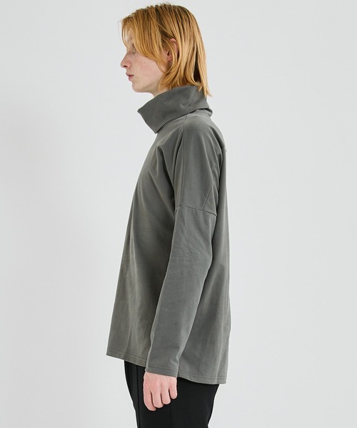 ATTACHMENT(アタッチメント)の「STUDIOUS別注 モクロディスウェードタートルカットソー/EX.mokurodhi suede turtle cutsew(Tシャツ/カットソー・メンズ・ライトグレー/ブラック/オフホワイト/カーキ・1/2)」の19枚目の写真