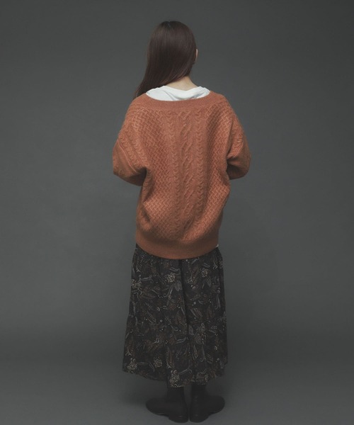 SENSE OF PLACE by URBAN RESEARCH（センスオブプレイスバイアーバンリサーチ）の「ストレッチアルパカキーネックケーブルセーター（ニット/セーター・レディース・ブラウン/ピンクベージュ/アイボリー・ONE）」の16枚目の写真