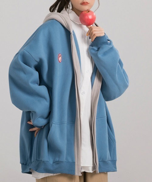 sevens(セブンズ)の「【sevens】フェイクレイヤードオーバーサイズパーカー(パーカー・レディース・ライトブルー/ダークブルー・FREE)」の9枚目の写真