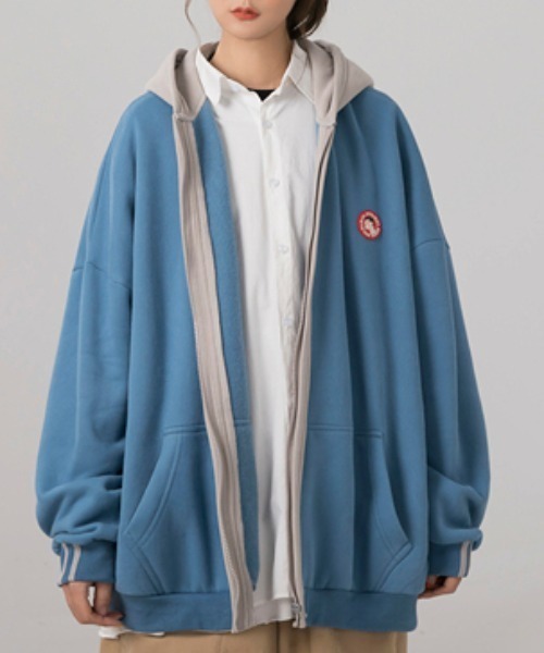 sevens(セブンズ)の「【sevens】フェイクレイヤードオーバーサイズパーカー(パーカー・レディース・ライトブルー/ダークブルー・FREE)」の7枚目の写真