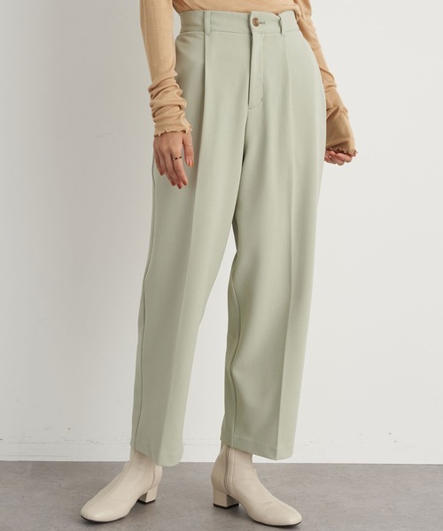 earth music&ecology（アースミュージックアンドエコロジー）の「ハイウエストタックストレートパンツ＊（スラックス・レディース・チャコールグレー/ピンク/ミント/ライトベージュ・S/M）」の3枚目の写真