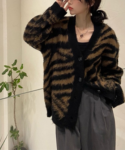 カーディガンとらさん様 aimoha（アイモハ）の「虎柄起毛ニットカーディガン（カーディガン