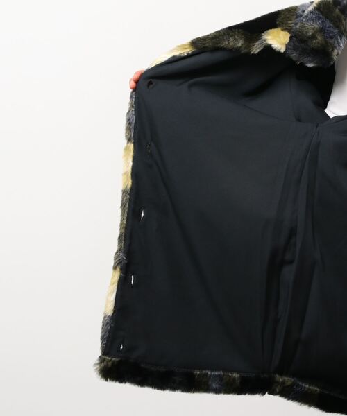 ナイキ　フェイクファーブルゾン NIKE（ナイキ）の「WEB限定 NIKE/ナイキ Women's Faux Fur