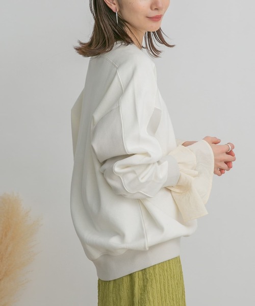 KBF(ケイビーエフ)の「バイカラースウェット(スウェット・レディース・オフホワイト/オレンジ/ブルー・ONE)」の12枚目の写真