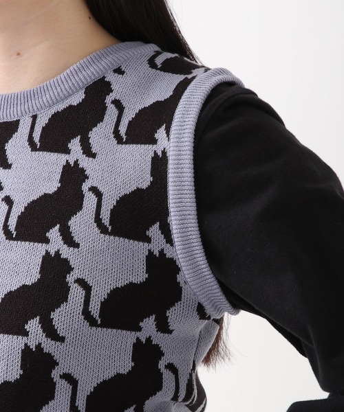 WONDER VISITOR(ワンダービジター)の「WONDER VISITOR/Luna Catニットベスト 2276925(ベスト・レディース・ブラック/ブルー・FREE)」の14枚目の写真