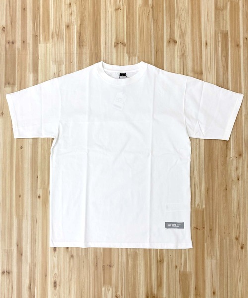 AVIREX(アヴィレックス)の「バックロゴ ワイドシルエット半袖Tシャツ(Tシャツ/カットソー・メンズ・オフホワイト/ブラック・L/M/XXL/XL)」の5枚目の写真