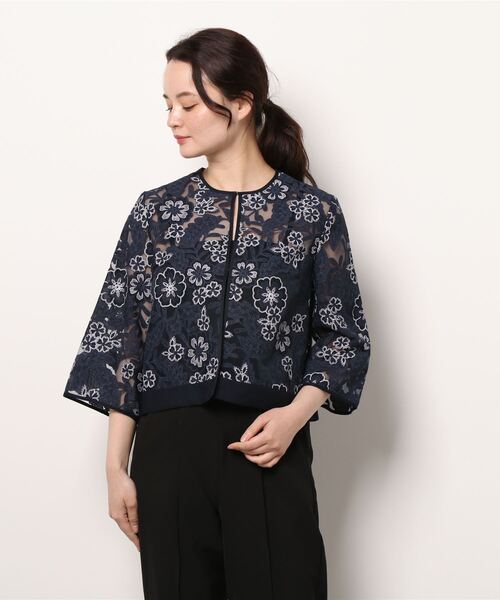 HANAE MORI（ハナエモリ）の「【HANAE MORI】シャンティーオパール　ブラウス（シャツ/ブラウス・レディース・ネイビー/ホワイト系・40/38）」の2枚目の写真