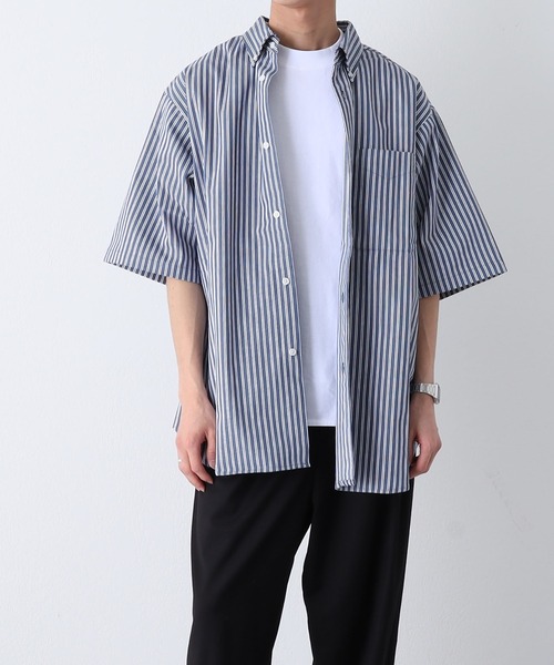 COLONY 2139(コロニートゥーワンスリーナイン)の「ジャガードストライプボタンダウン半袖シャツ(シャツ/ブラウス・メンズ・ホワイト/ネイビー/ブルー・MEDIUM/LARGE)」の17枚目の写真