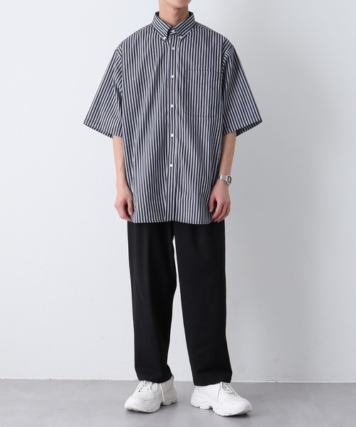 COLONY 2139(コロニートゥーワンスリーナイン)の「ジャガードストライプボタンダウン半袖シャツ(シャツ/ブラウス・メンズ・ホワイト/ネイビー/ブルー・MEDIUM/LARGE)」の22枚目の写真