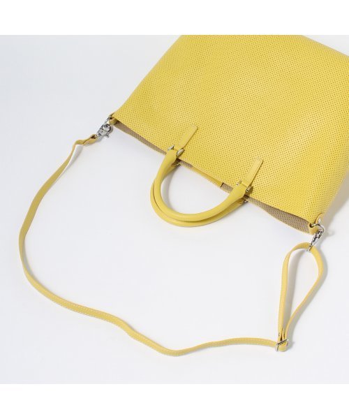 La TOTALITE（ラトータリテ）の「GIANNI NOTARO バックインバックツキトート。（トートバッグ・レディース・ベージュ/イエロー・FREE）」の17枚目の写真