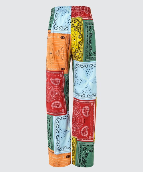 MARCELO BURLON（マルセロ・バーロン）の「ALL OVER BANDANA LOOSE PANTS（その他パンツ・メンズ・イエロー系その他・M/L）」の2枚目の写真