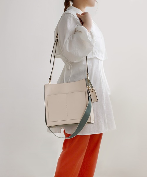 ANEMONE（アネモネ）の「ミニケース付きポイントカラースクエア2WAYバッグ（ショルダーバッグ・レディース・オフホワイト/グレー/ブラウン系その他・FREE）」の2枚目の写真