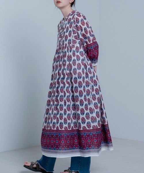 LUPILIEN（ルピリアン）の「Made in indiaダマスク柄プリント　ワンピース（ワンピース・レディース・ブラック/ネイビー/オフホワイト・FREE）」の13枚目の写真