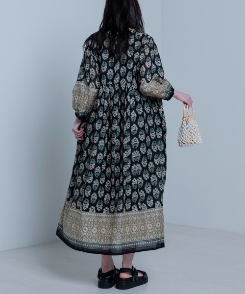 LUPILIEN（ルピリアン）の「Made in indiaダマスク柄プリント　ワンピース（ワンピース・レディース・ブラック/ネイビー/オフホワイト・FREE）」の22枚目の写真