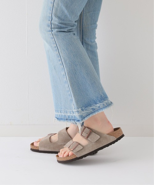 BIRKENSTOCK(ビルケンシュトック)の「【BIRKENSTOCK/ビルケンシュトック】ARIZONA SFB:サンダル(サンダル・レディース・ベージュ・38/39/36/37)」の2枚目の写真