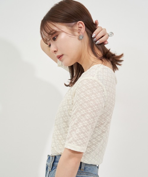 VANNIE U(ヴァニーユー)の「シアーフラワーT(Tシャツ/カットソー・レディース・アイボリー/ナチュラル・FREE)」の21枚目の写真