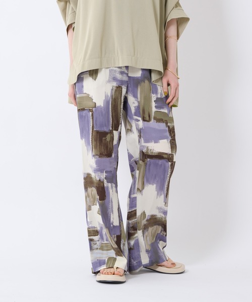 Paradise Picnic（パラダイスピクニック）の「Lallia Mu ペイントグラフィックパンツ（その他パンツ・レディース・イエロー/ラベンダー・FREE）」の2枚目の写真