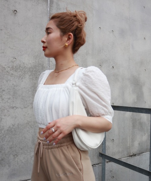 FIG&VIPER（フィグアンドバイパー）の「ボリュームスリーブレースアップTOP（Tシャツ/カットソー・レディース・イエロー/ブラック/ホワイト・FREE）」の6枚目の写真