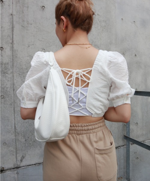 FIG&VIPER（フィグアンドバイパー）の「ボリュームスリーブレースアップTOP（Tシャツ/カットソー・レディース・イエロー/ブラック/ホワイト・FREE）」の12枚目の写真