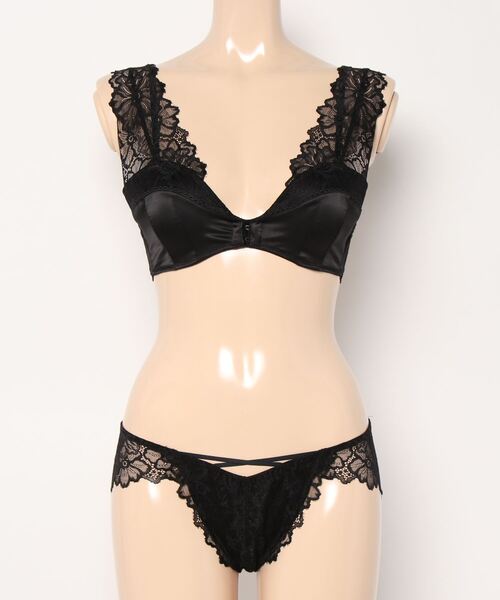 Absorle（アブソール）の「すらっとレーシーサテン　ブラ&ショーツセット（ブラ&ショーツ・レディース・ブラック/ベージュ系その他/プラム・B65/B70/B75/E65/E75/F65/D70/F70/C70/C75/F75/D75/C65/D65/E70）」の12枚目の写真