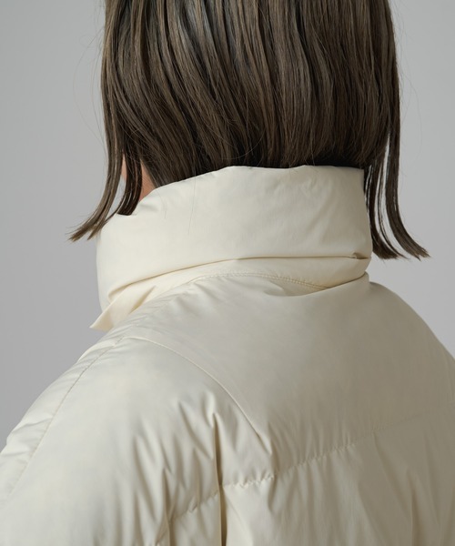 Omekashi(オメカシ)の「【earthy_】ミディハイブリットダウンコート(ダウンジャケット/コート・レディース・ブラック/オフホワイト/イエロー/ブルー・S/M)」の21枚目の写真