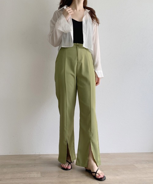 LVEU.(ラブユ.)の「【ZOZOTOWN限定】Center slit color slacks / センタースリットカラースラックス(スラックス・レディース・ブラック/パープル/ライトグリーン・FREE)」の10枚目の写真