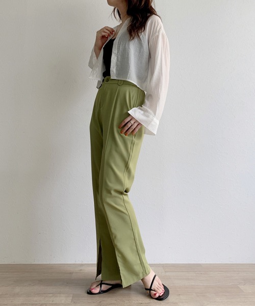 LVEU.(ラブユ.)の「【ZOZOTOWN限定】Center slit color slacks / センタースリットカラースラックス(スラックス・レディース・ブラック/パープル/ライトグリーン・FREE)」の11枚目の写真