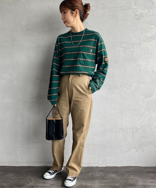 UNIVERSAL OVERALL（ユニバーサルオーバーオール）の「【FINEBOYS 11月号掲載】[UNIVERSAL OVERALL/ユニバーサルオーバーオール] 別注 ロングスリーブポケットTシャツ（Tシャツ/カットソー・レディース・ホワイト/ブラック/ブラウン/グリーン/グリーン系・S/M/L）」の12枚目の写真