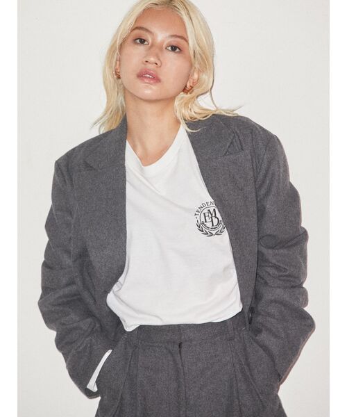 EMODA（エモダ）の「エンブレムロゴロングTシャツ（Tシャツ/カットソー・レディース・ホワイト/ブラック/ネイビー/グレー・FREE）」の20枚目の写真