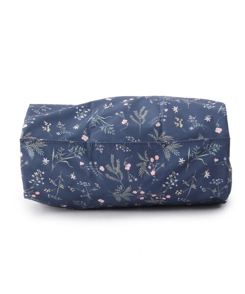 LAURA ASHLEY(ローラアシュレイ)の「クロスウェル柄 パッカブルマイバッグ(エコバッグ/サブバッグ・レディース・アイボリー系/ネイビー系・00)」の7枚目の写真