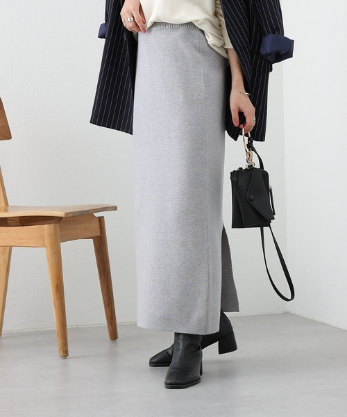 COLONY 2139（コロニートゥーワンスリーナイン）の「リサイクルポリPBTミラノリブペンシルスカート（スカート・レディース・ブラック/ベージュ/グレー・SMALL/MEDIUM）」の18枚目の写真