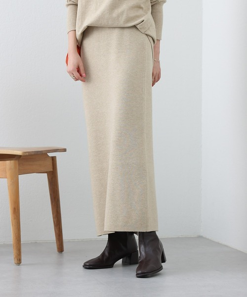 COLONY 2139（コロニートゥーワンスリーナイン）の「リサイクルポリPBTミラノリブペンシルスカート（スカート・レディース・ブラック/ベージュ/グレー・SMALL/MEDIUM）」の13枚目の写真