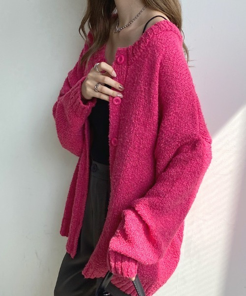 Futier land(フューティアランド)の「マシュマロタッチ2wayブークレーニットBIGカーディガン(カーディガン/ボレロ・レディース・ブラック/ピンク/オレンジ/ブルー/グリーン/アイボリー・FREE)」の11枚目の写真
