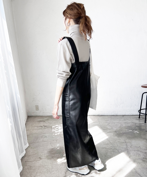 Spick & Span(スピックアンドスパン)の「フェイクレザーワンピース(ワンピース・レディース・ブラック・36/38)」の5枚目の写真