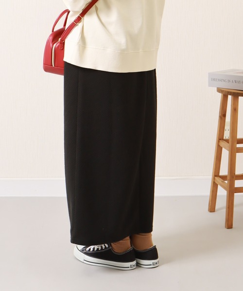 libelle more（リベル モア）の「柄編みカットジャガード　フロントスリットナロースカート（スカート・レディース・ブラック系1/ブラック系2/チャコールグレー/オフホワイト・M）」の7枚目の写真