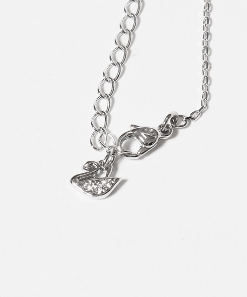 SWAROVSKI（スワロフスキー）の「SWAROVSKI/スワロフスキー Attract Cluster ペンダント（ネックレス・メンズ・シルバー・FREE）」の2枚目の写真