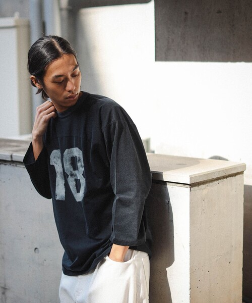 BEAMS（ビームス）の「BEAMS / ルーズ ナンバリング Tシャツ（Tシャツ/カットソー・メンズ・グリーン/ブラック系その他4・L/M/XL/S）」の7枚目の写真